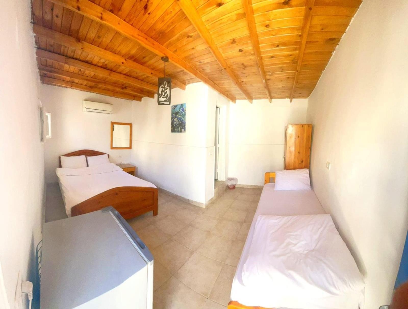 Auski Hostel Дахаб Екстериор снимка