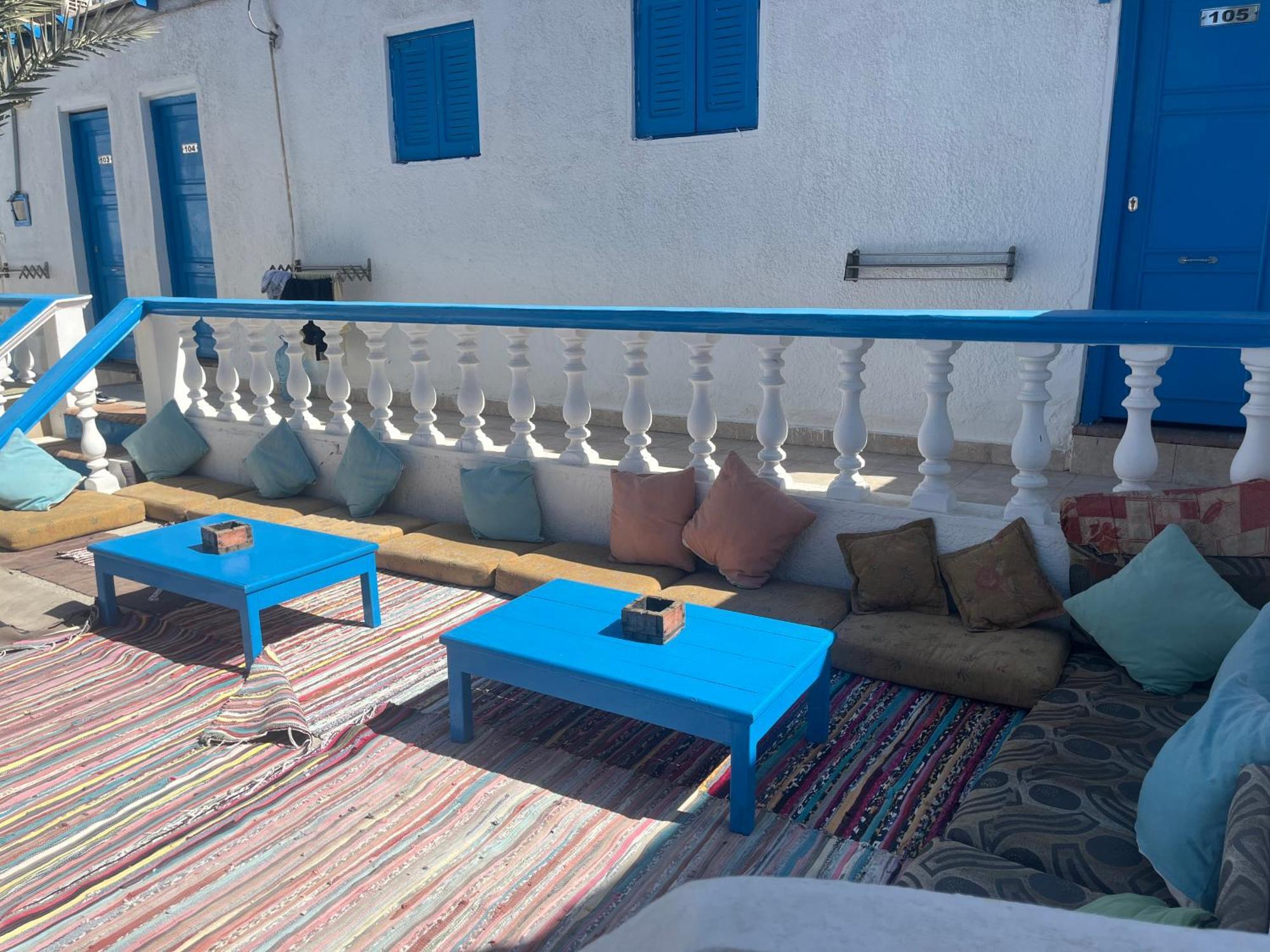 Auski Hostel Дахаб Екстериор снимка