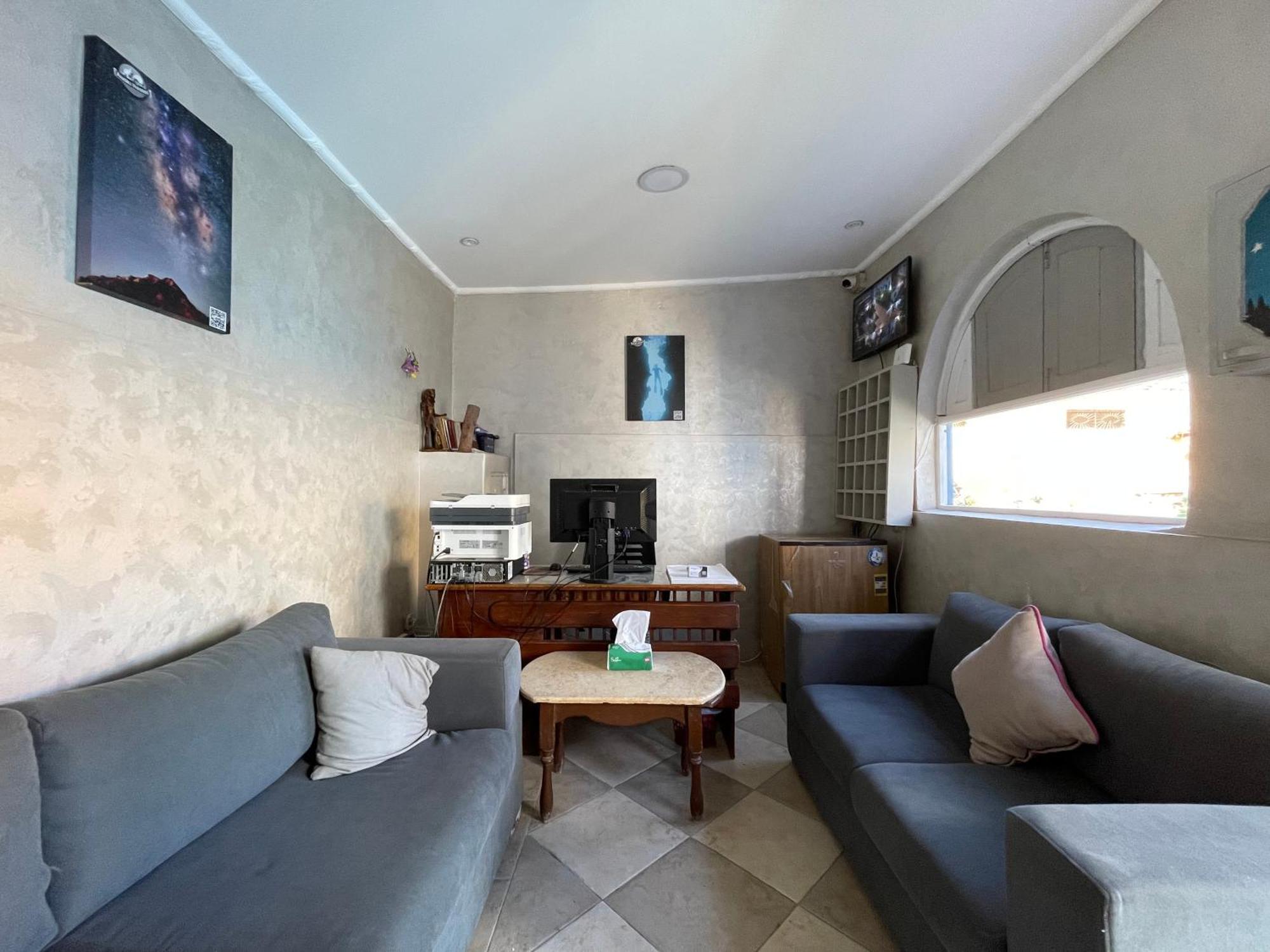 Auski Hostel Дахаб Екстериор снимка